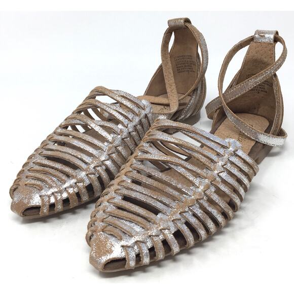 Seychelles Trinket Pewter Metallic Woven Strappy Leather Flats Women's Size 7 - Picture 3 of 7